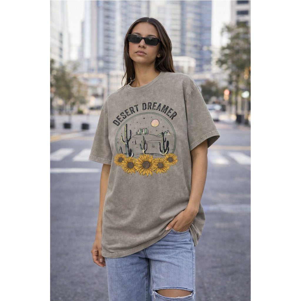 Desert Dreamer Acid Wash T-Shirt – Sonnenblumen- und Kaktusmotiv